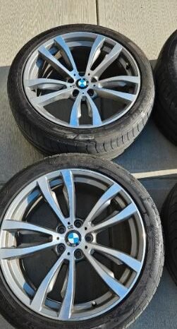 
								BMW X5 M Rims full									