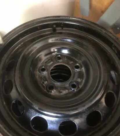 
								Nissan rims full									
