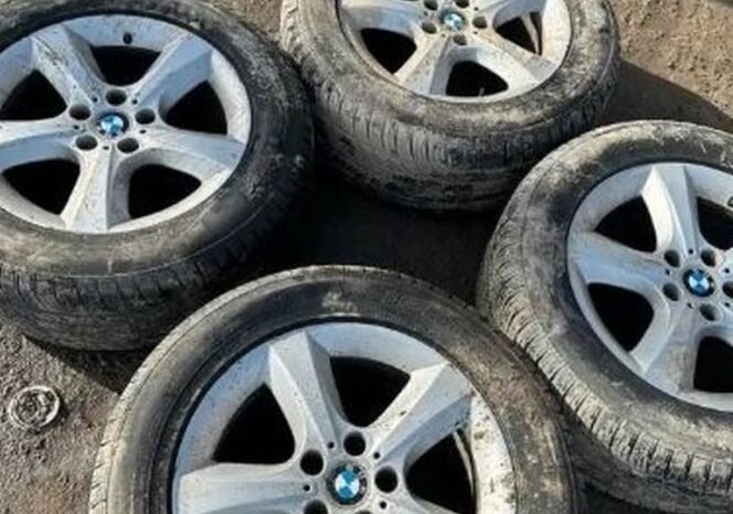 
								255/55R18 MAXTREK ALL SEASON TIRE + WHEEL BMW X5 full									